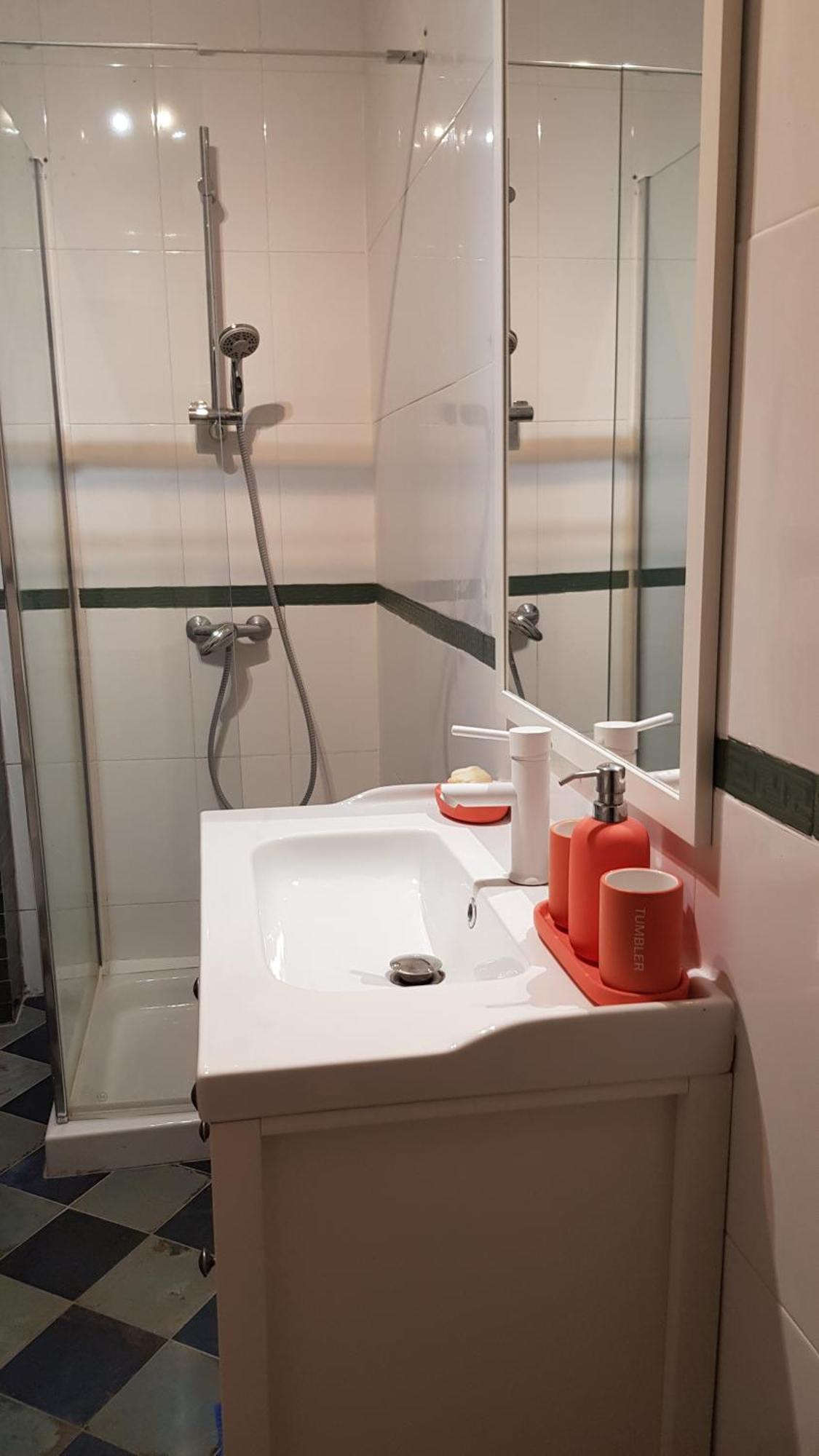 Petit Patio En Centre Ville نيم المظهر الخارجي الصورة
